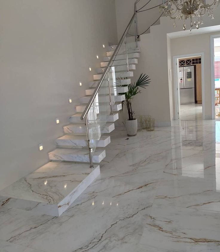 escalier dans un espace avec revêtement de sol en époxy